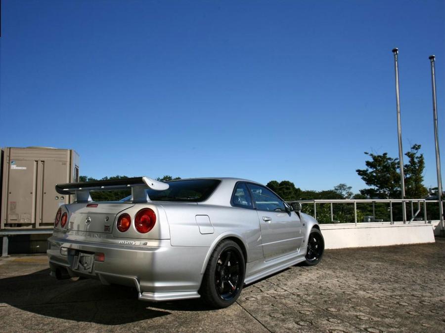  Nissan Skyline Nismo GT-R Z-Tune 2004 года  (фото 11 из 17)